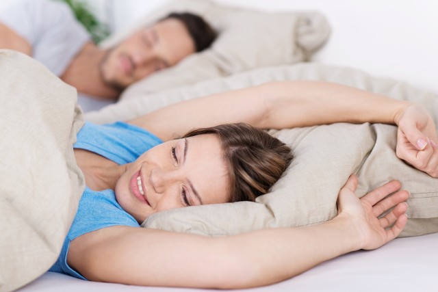 Pościel na zdrowy senDo zdrowego snu nie wystarczy wygodne łóżko i materac. Równie ważne są pościel, pod którą śpimy i piżama, którą mamy na sobie.