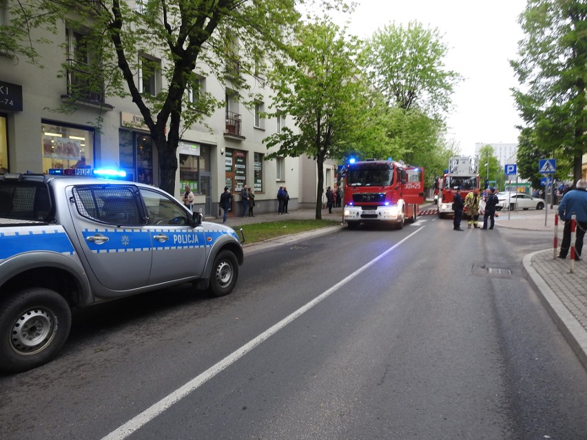 Interwencja strażaków przy ul. Malmeda spowodowała chwilowe...