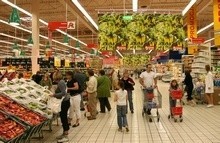 Grupa Auchan rozmawia z niemieckim koncernem handlowym Metro Group na temat zakupu hipermarketów Real w Europie Środkowo-Wschodniej