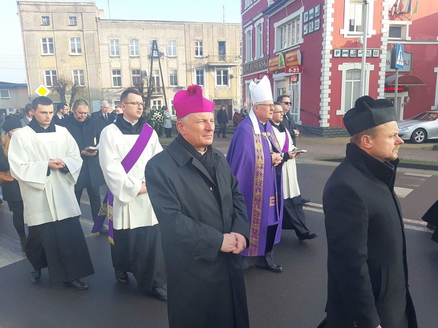 Pogrzeb księdza Wojciecha Wójtowicza w Miastku