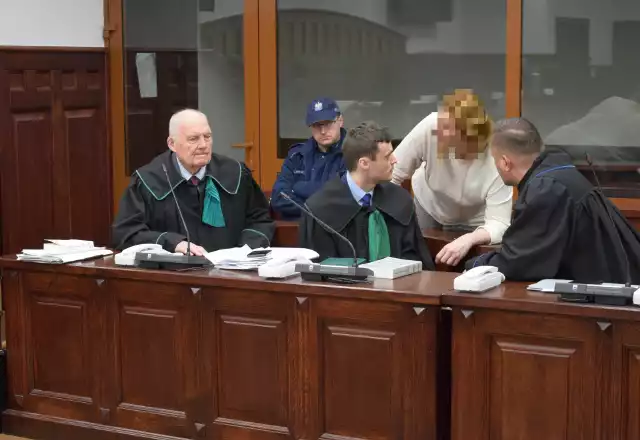 Przesłuchanie biegłych, wyjaśnienia oskarżonej Katarzyny R. i mowy końcowe przed Sądem Okręgowym w Słupsku