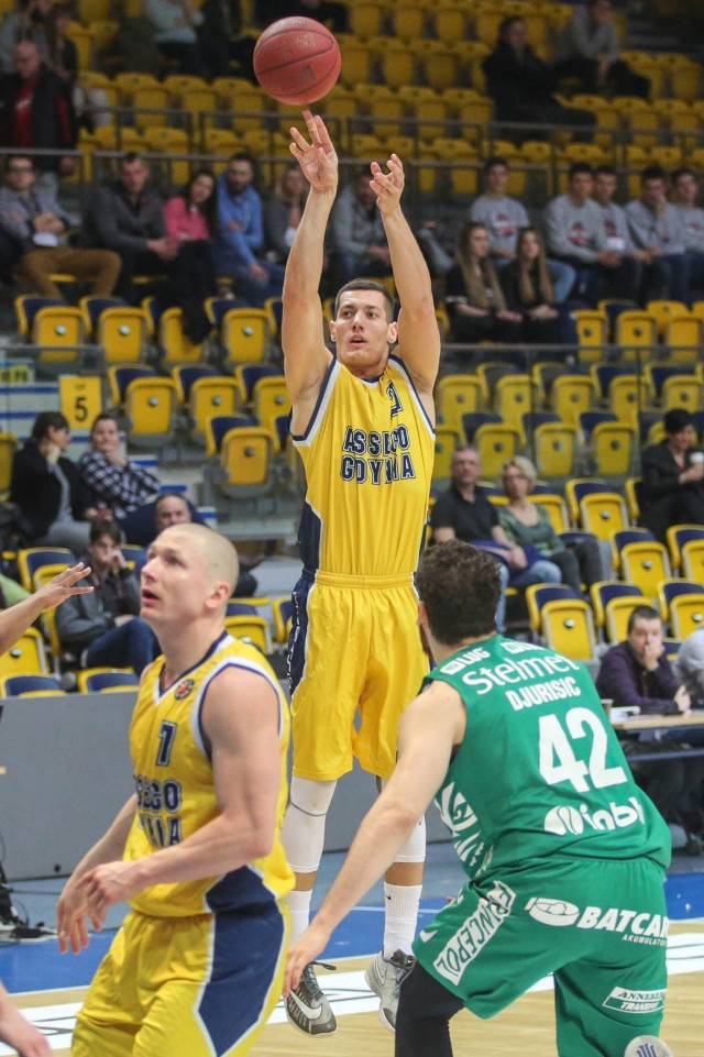 Mateusz konopatzki w sezonie 2016/17 był zawodnikiem Asseco Gdynia.