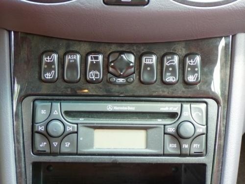 Fot. R. Polit: Za posiadanie radia w samochodzie służbowym...