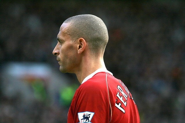 1. RIO FERDINAND (2002, Leeds United, 40 000 000)