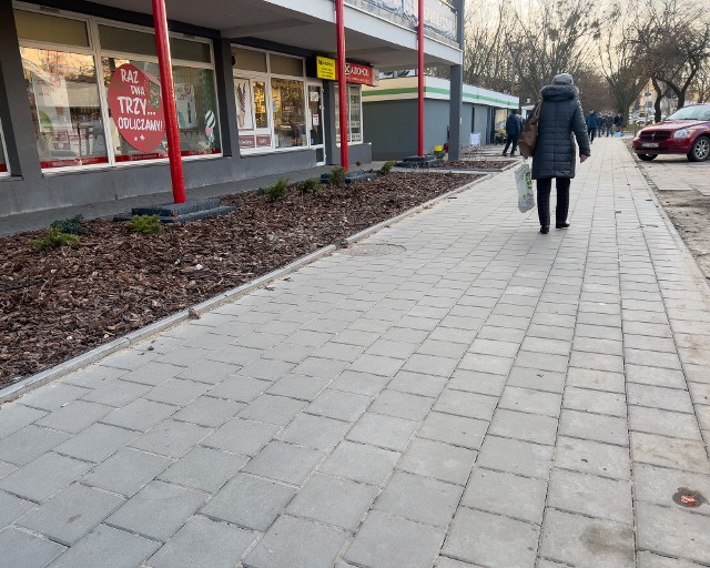 Nowy chodnik został zbudowany ze środków budżetu obywatelskiego na ul. Tatrzańskiej przy ul. Rydla na Dąbrowie.