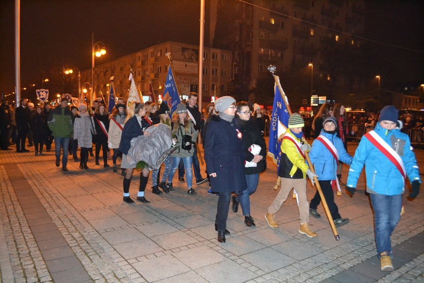 Święto Niepodległości w Częstochowie. Główne uroczystości na Placu Biegańskiego [ZDJĘCIA]