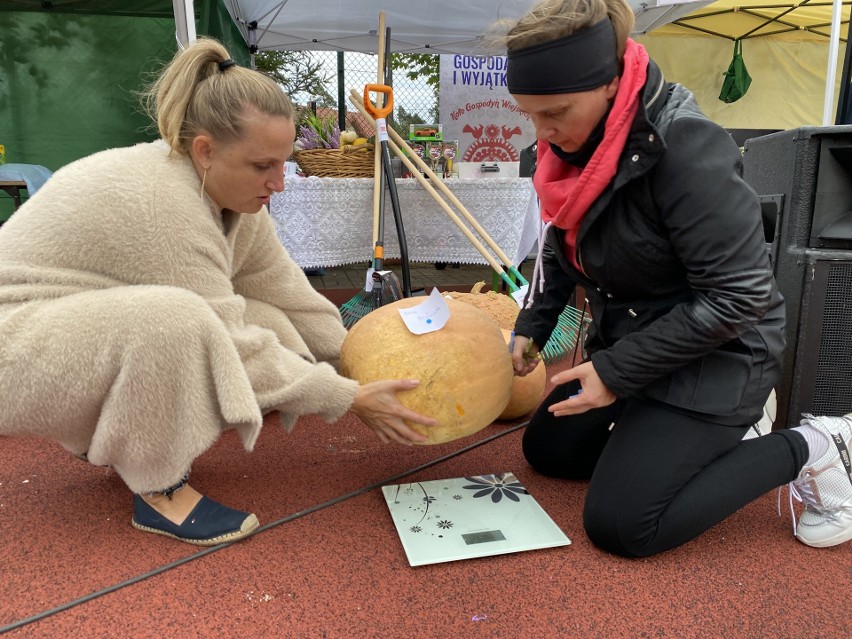 Festyn w Białobieli, pn. "Ogrody rudej jesieni", 25.09.2021. Zdjęcia