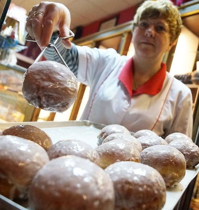 Aż ślinka cieknie! To pączki z inowrocławskiej cukierni Jóźwiaków