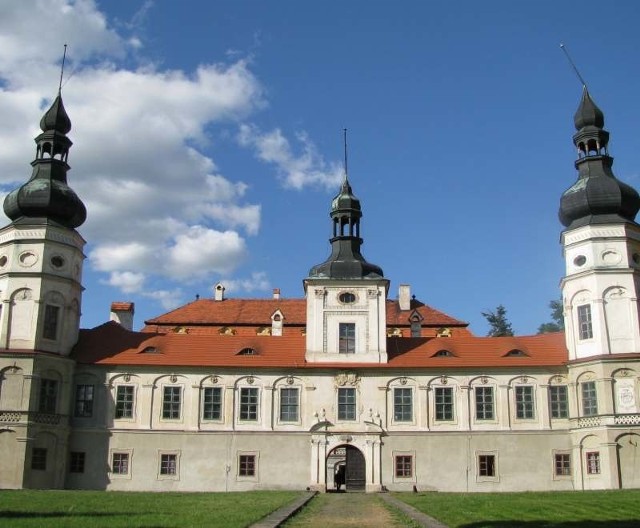 XVII-wieczny pałac w Żyrowej