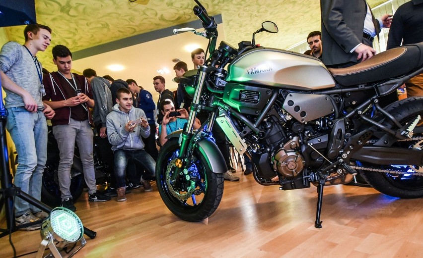 Motocykl Yamaha XSR700. Po raz pierwszy pokazano go podczas...