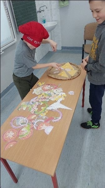 Międzynarodowy Dzień Pizzy w SP w Radomyślu Wielkim.