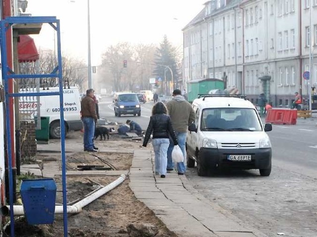 Nowy przystanek przy ul. Paderewskiego.