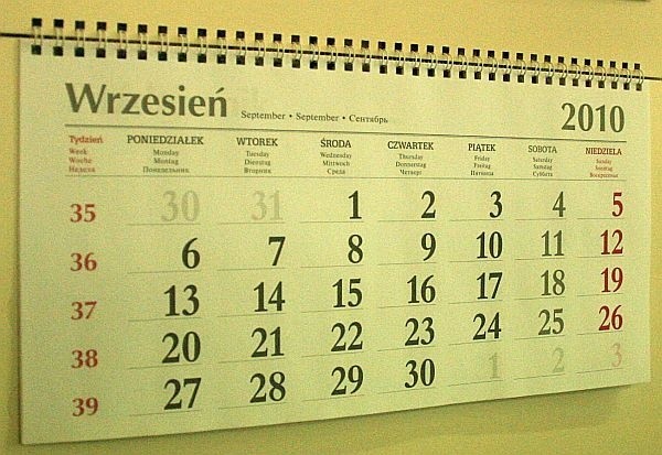 Kalendarz szkolny 2010/2011: Przerwy świąteczne, ferie, najważniejsze egzaminy.