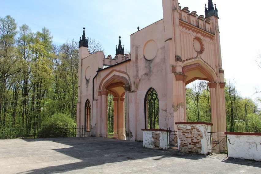 Dowspuda. W ruinach pałacu Paca powstanie hotel (zdjęcia)