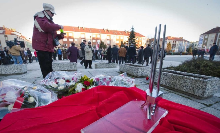 Manifestacja pod pomnikiem Byliśmy - Jesteśmy - Będziemy