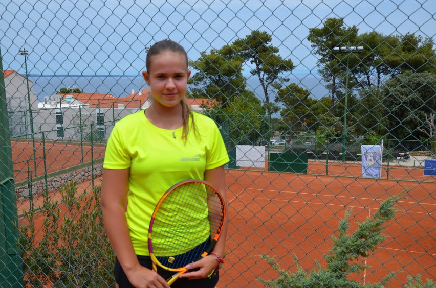 Dominika Podhajecka wzięła udział w dwóch turniejach w...