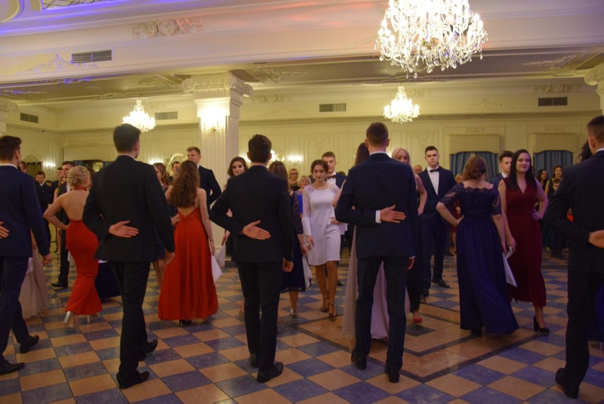 Studniówka 2019 Bal LO Mońki w Dworze Czarneckiego [ZDJĘCIA, WIDEO]