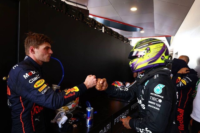 Max Verstappen: W interesie sportu byłoby wspaniale, gdyby Hamilton wrócił do rywalizacji o tytuł w 2023 roku