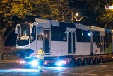 Najnowszy szczeciński tramwaj. Przyjechał na platformie z Poznania
