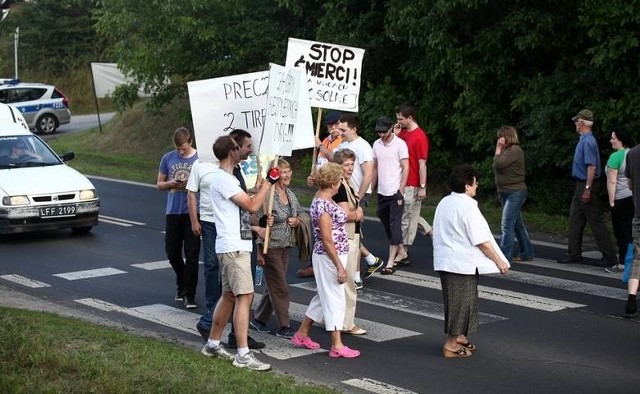 Na zdjęciach demonstracja mieszkańców Nowosolnej z 2014 r.