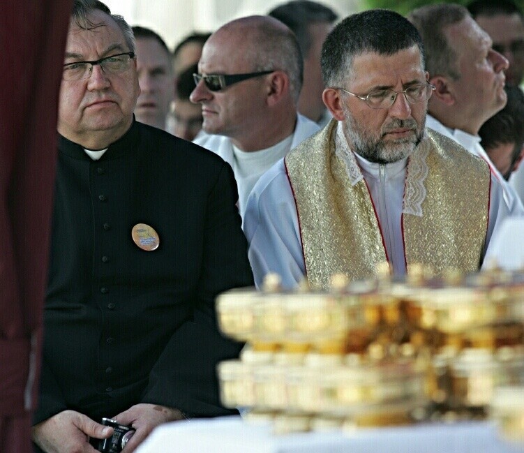 Pielgrzymka na Jasną Górę. Pątnicy dotarli do Chęcin (ZDJĘCIA)