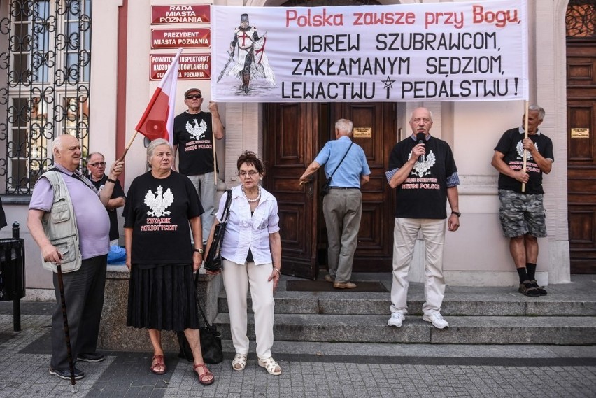 Poznań: Protestowali przeciwko Marszowi Równości