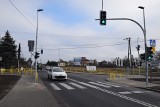 Cztery nowe sygnalizacje świetlne zainstalowano w gminie Kłomnice. Pieniądze na nią pochodzą z rezerwy budżetu państwa