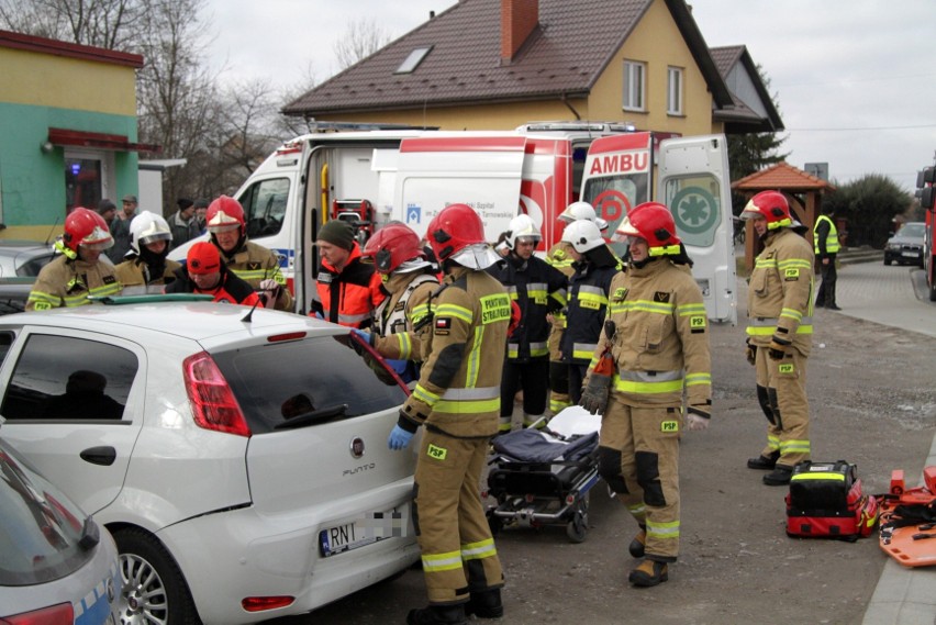 Do wypadku doszło przy ulicy Tarnobrzeskiej w Stalach, w...