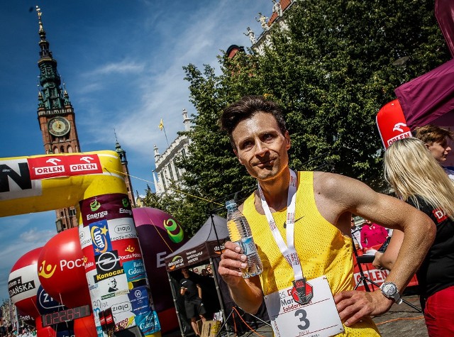 25. Orlen Maraton Solidarności zgromadził w czwartek na starcie prawie 950 biegaczy