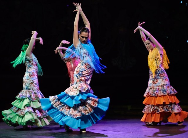 Zmysłowe tancerki flamenco