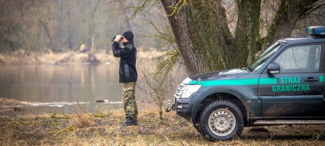 W ostatnim czasie rośnie liczba osób próbujących nielegalnie przekroczyć granicę polsko-białoruską.