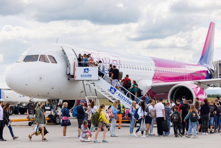 Od tego tygodnia do końca sezonu letniego rejsy Wizz Air z Jasionki do Rzymu aż trzy razy w tygodniu