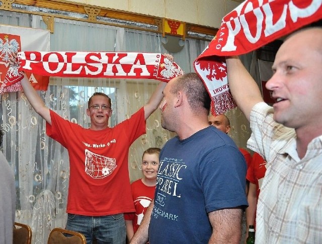 Doping w tarnobrzeskiej Restauracji Małgośka dla biało-czerwonych podczas sobotniego meczu Euro 2012 z Czechami.
