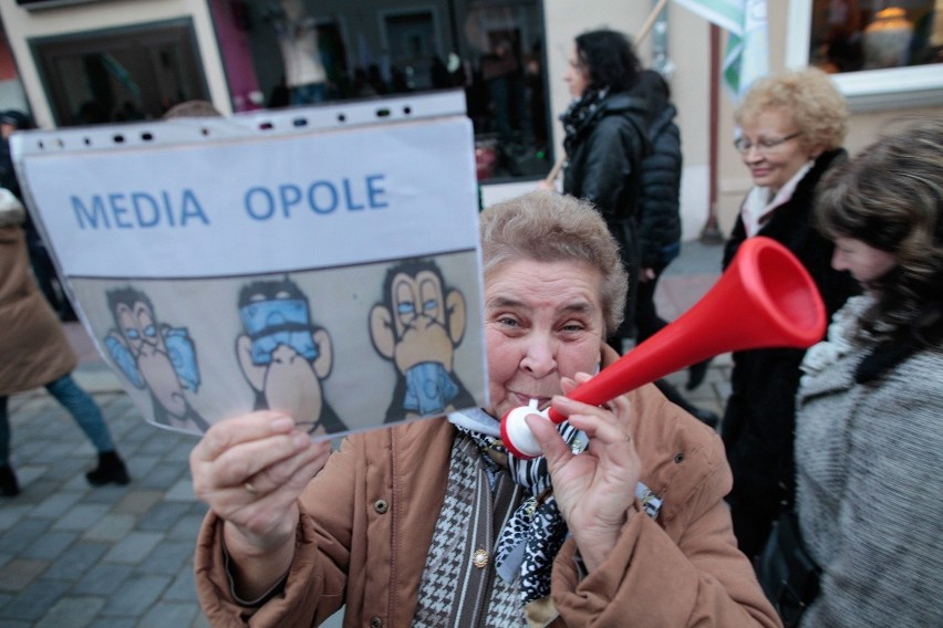 Sławomir Mielnik, fotoreporter "Nowej Trybuny Opolskiej",...