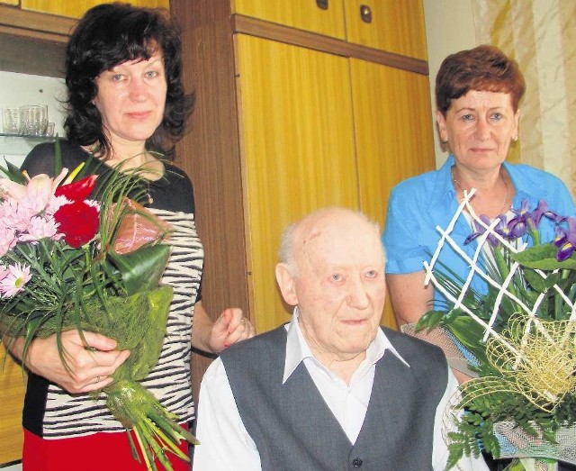 Witold Doniec z córkami - Ewą Rudnik (z lewej) i Józefą Porębską