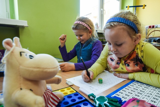 O tym, czy sześciolatki pójdą do pierwszej klasy, decydują teraz rodzice