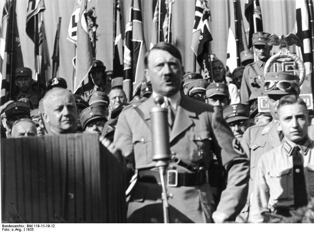 Adolf Hitler 1935 r.