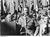 Hitler: Zakon już istnieje. Idea wodzostwa wprowadzona WYWIAD Z ADOLFEM HITLEREM z 1935 r.