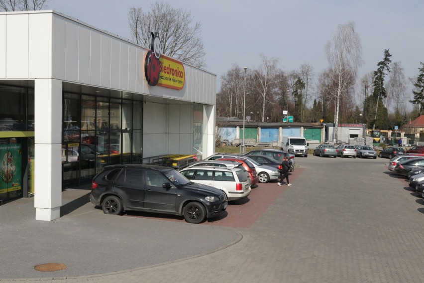 Sklepy Lidl, Biedronka i innych sieci handlowych wydłużają...