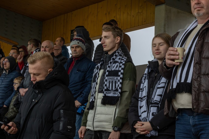 Kibice na meczu Sandecja Nowy Sącz - Wisła Kraków. Zdjęcia