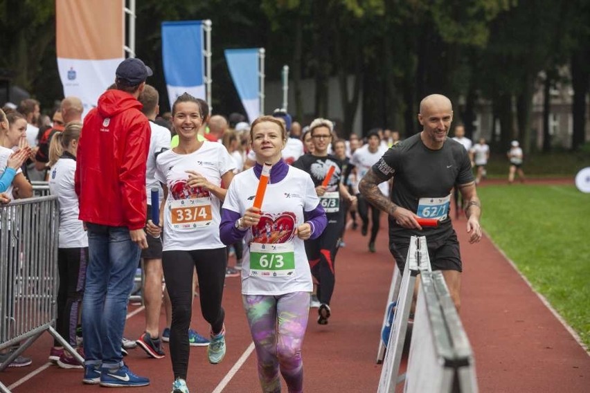 Kraków. 4. PKO Bieg Charytatywny: Wybiegali 2469 obiadów dla dzieci [ZDJĘCIA]