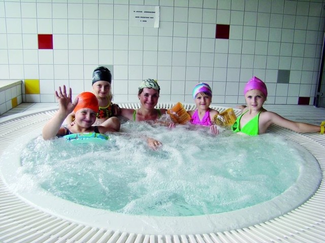 Dzieci z Sopoćkin świetnie się czuły w monieckiej pływalni