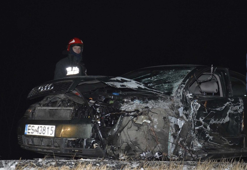 Wypadek pod Łowiczem. Pięć osób trafiło do szpitali [ZDJĘCIA]