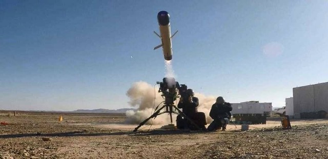 Spike to zaliczany do broni precyzyjnego rażenia przeciwpancerny pocisk rakietowy opracowany przez izraelską firmę Rafael Advanced Defense Systems.