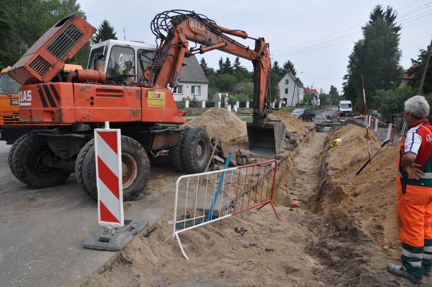 Budowa drogi w Turowie.