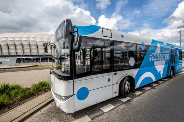 W komfortowym autobusie można będzie zaszczepić się jednodawkową szczepionką Johnson&Johnson