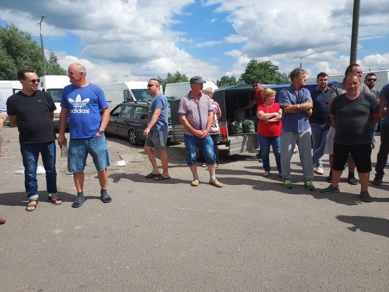 Giełda w Grudziądzu działa od 30 lat. Zatrudnienie tutaj ma...