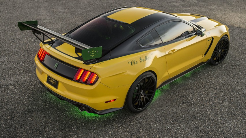 Ford "Ole Yeller" Mustang...