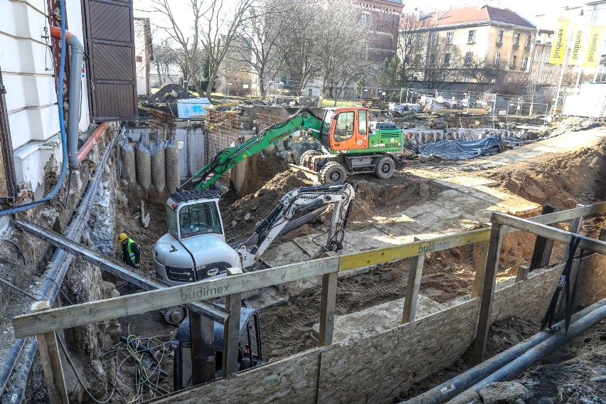 Kraków. Muzeum Inżynierii Miejskiej schodzi do podziemi. I zacznie opowiadać, jak rozwój techniki ułatwia ludziom życie [ZDJĘCIA]