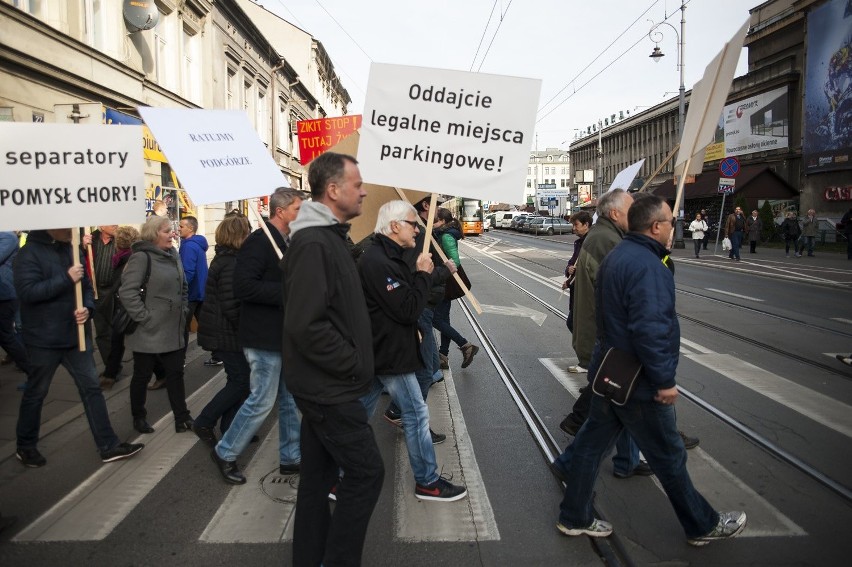 Protest mieszkańców na ul. Kalwaryjskiej